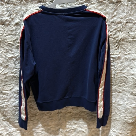 Champion Sweatshirt - Picture 5 of 5